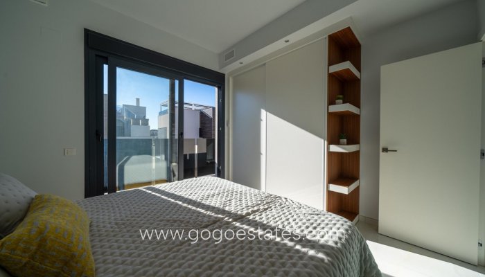 Te koop - Huis - Vrijstaande Villa - Orihuela - Orihuela Costa