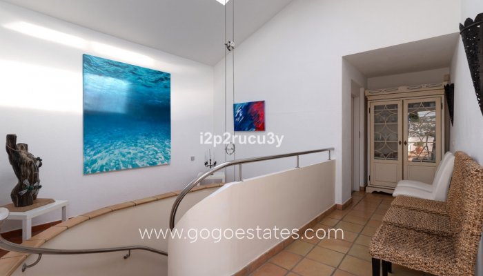 Te koop - Huis - Vrijstaande Villa - Teulada - Moraira