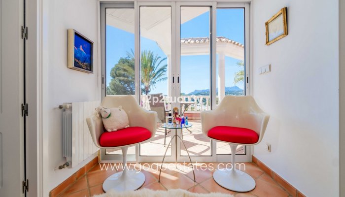 Te koop - Huis - Vrijstaande Villa - Teulada - Moraira
