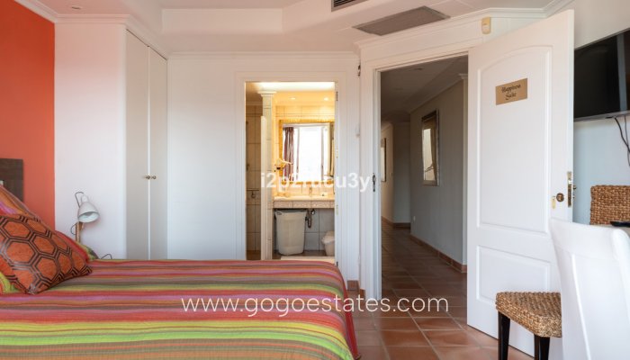 Te koop - Huis - Vrijstaande Villa - Teulada - Moraira