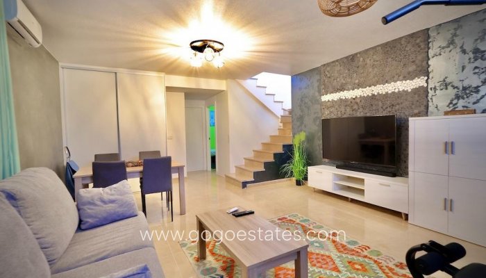 Te koop - Huis - Vrijstaande Villa - San Miguel De Salinas - San Miguel de Salinas Centro