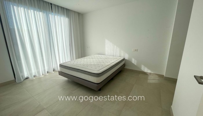 Venta - Casa - Chalet Independiente - Benijofar