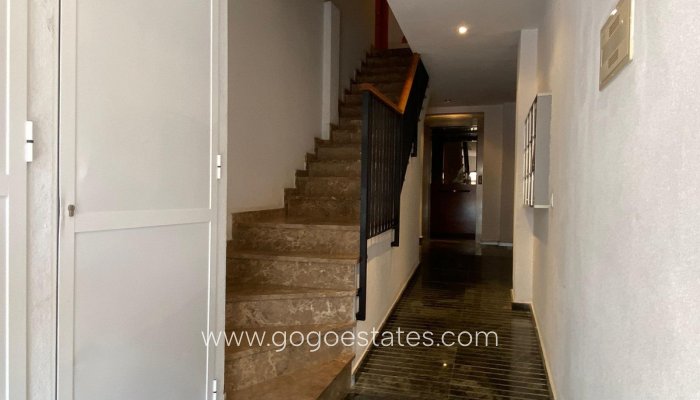 Resale - Apartment - Middle Floor Apartment - Torrevieja - Torrevieja Centro