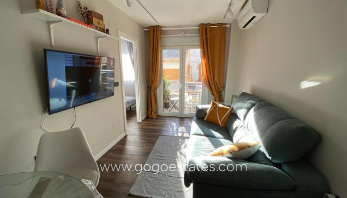 Resale - Apartment - Middle Floor Apartment - Torrevieja - Torrevieja Centro