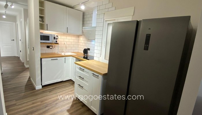 Resale - Apartment - Middle Floor Apartment - Torrevieja - Torrevieja Centro