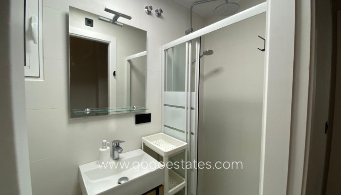 Resale - Apartment - Middle Floor Apartment - Torrevieja - Torrevieja Centro