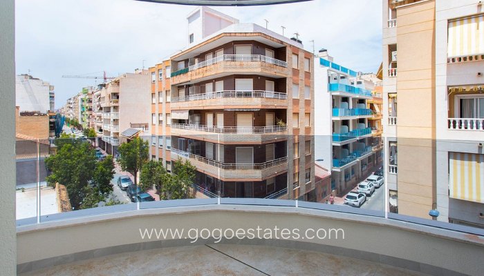 Te koop - Appartement - Appartement op de middelste verdieping - Torrevieja - Playa del Cura
