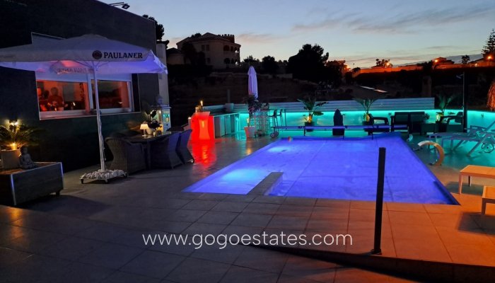 Te koop - Huis - Vrijstaande Villa - Rojales - Rojales Centro