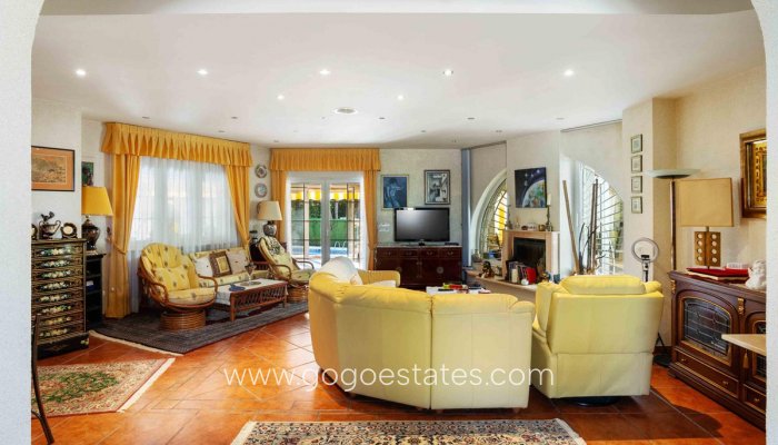 Te koop - Huis - Vrijstaande Villa - Orihuela - Cabo Roig