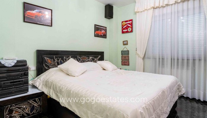 Te koop - Huis - Vrijstaande Villa - Orihuela - Cabo Roig