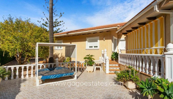 Te koop - Huis - Vrijstaande Villa - Orihuela - Cabo Roig