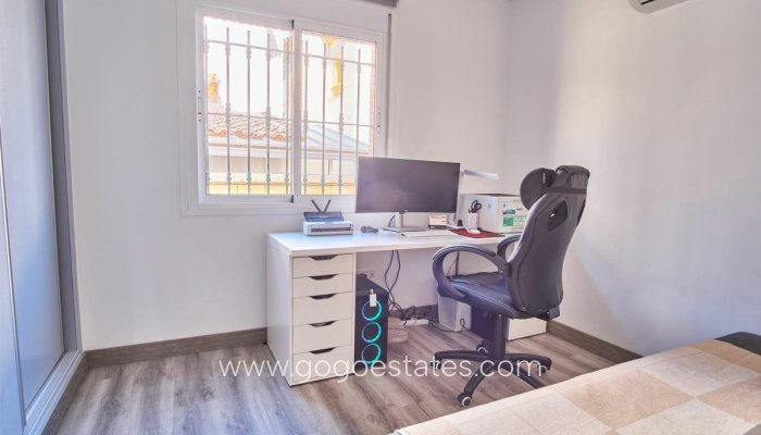 Te koop - Huis - Vrijstaande Villa - Los Montesinos - Los Montesinos Centro