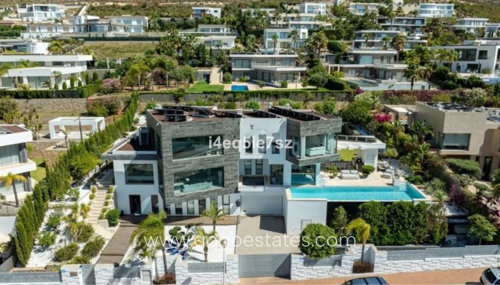 Te koop - Huis - Vrijstaande Villa - Jávea Xàbia - Jávea - Xàbia Centro