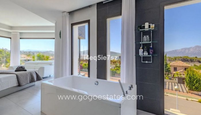 Te koop - Huis - Vrijstaande Villa - Jávea Xàbia - Jávea - Xàbia Centro