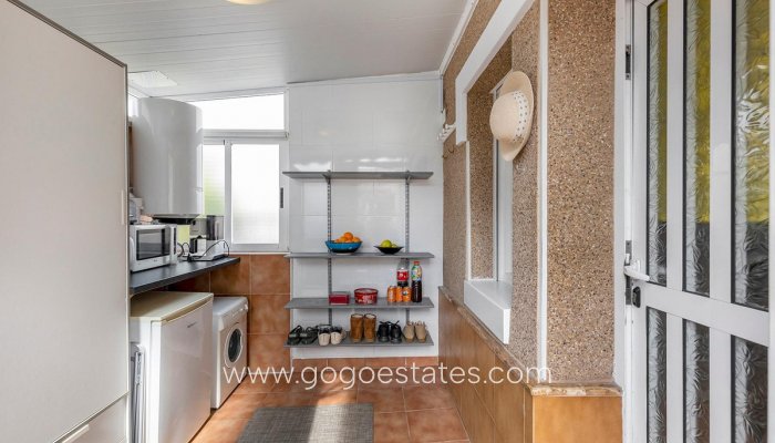 Te koop - Huis - Vrijstaande Villa - Torrevieja - Torrevieja Centro