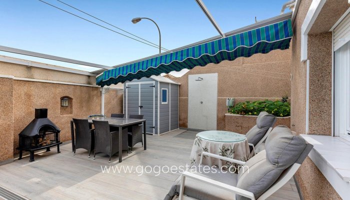 Te koop - Huis - Vrijstaande Villa - Torrevieja - Torrevieja Centro