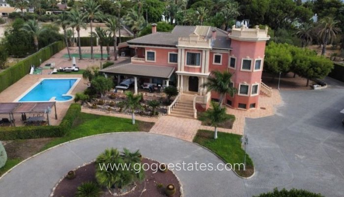 Te koop - Huis - Vrijstaande Villa - Elche - Elche Centro