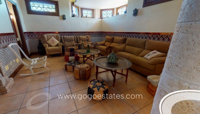 Te koop - Huis - Vrijstaande Villa - Elche - Elche Centro