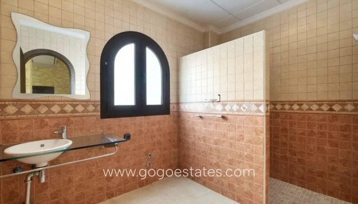 Te koop - Huis - Vrijstaande Villa - Orihuela - La Zenia