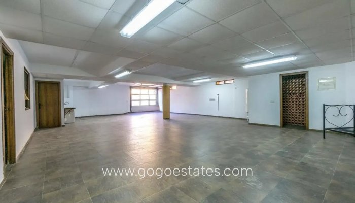 Te koop - Huis - Vrijstaande Villa - Orihuela - La Zenia