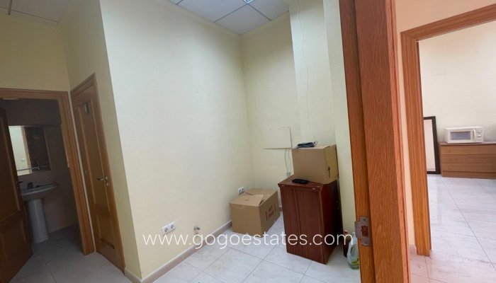 Te koop - Commercieel - Gebouw - Guardamar del Segura - Guardamar del Segura Centro