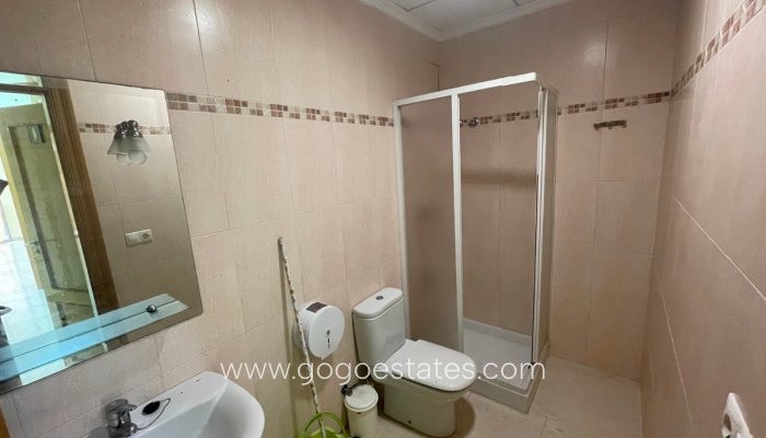 Te koop - Commercieel - Gebouw - Guardamar del Segura - Guardamar del Segura Centro