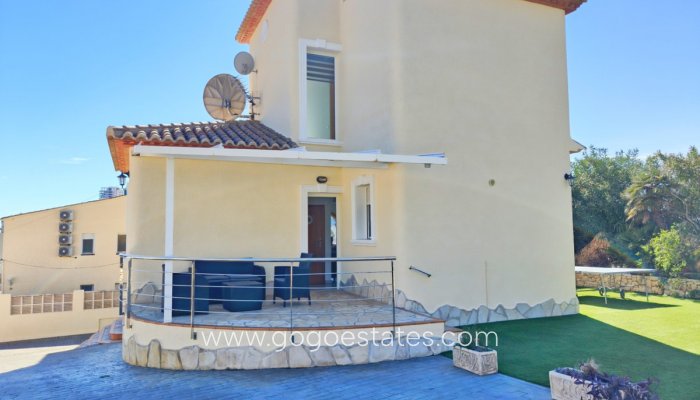 Te koop - Huis - Vrijstaande Villa - Calpe - Calpe Centro