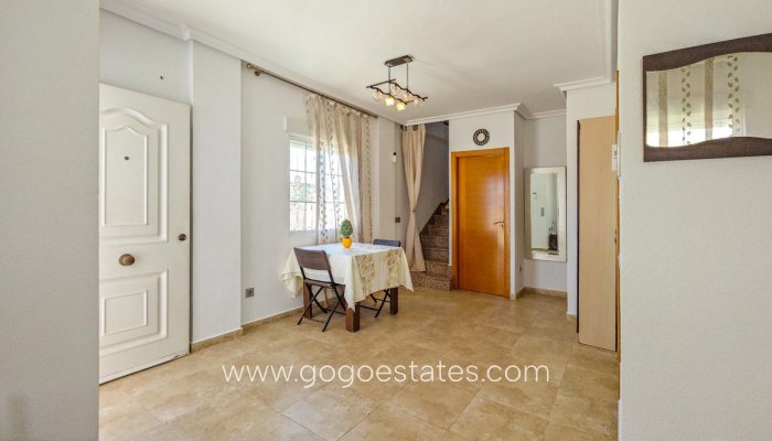 Te koop - Huis - Vrijstaande Villa - Torrevieja - La Mata