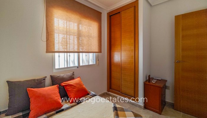 Te koop - Huis - Vrijstaande Villa - Torrevieja - La Mata