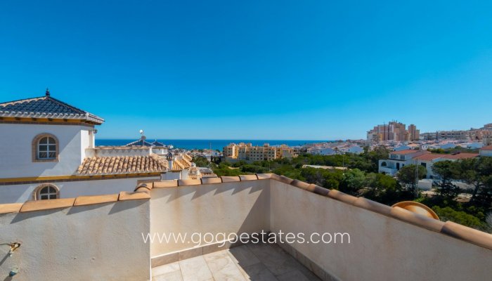 Te koop - Huis - Vrijstaande Villa - Torrevieja - La Mata