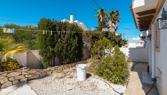 Te koop - Huis - Vrijstaande Villa - Torrevieja - La Mata
