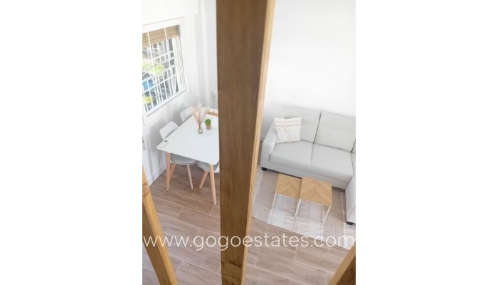 Te koop - Huis - Stadswoning - Torrevieja - La Mata