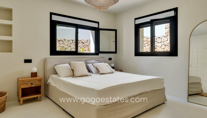 Te koop - Huis - Vrijstaande Villa - Benissa - Benissa Centro