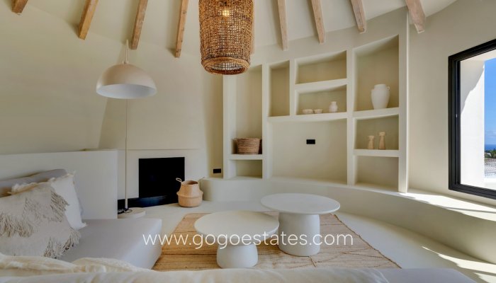 Te koop - Huis - Vrijstaande Villa - Benissa - Benissa Centro