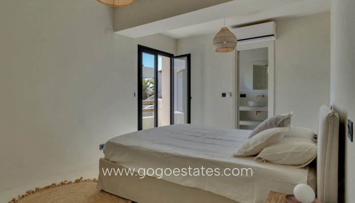 Te koop - Huis - Vrijstaande Villa - Benissa - Benissa Centro