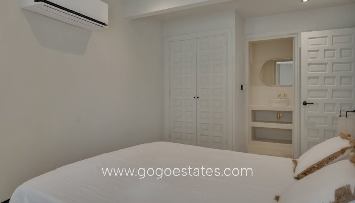 Te koop - Huis - Vrijstaande Villa - Benissa - Benissa Centro