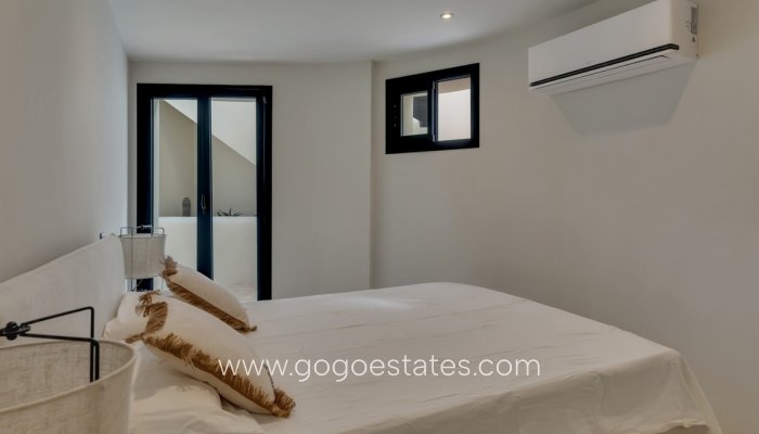 Te koop - Huis - Vrijstaande Villa - Benissa - Benissa Centro