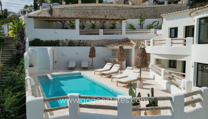 Te koop - Huis - Vrijstaande Villa - Benissa - Benissa Centro