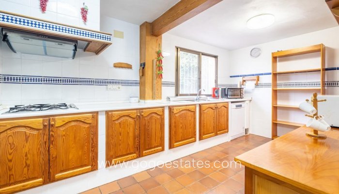 Te koop - Huis - Vrijstaande Villa - Polop - Polop Centro