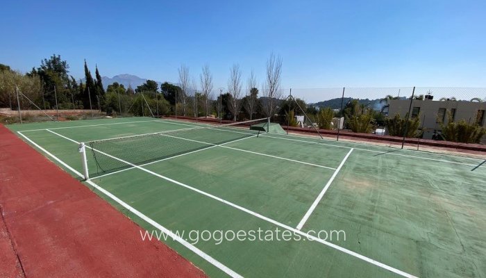 Te koop - Huis - Vrijstaande Villa - Polop - Polop Centro