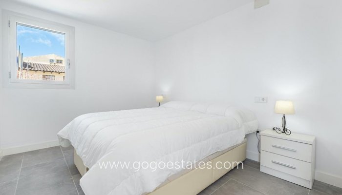 Te koop - Huis - Vrijstaande Villa - Polop - Polop Centro