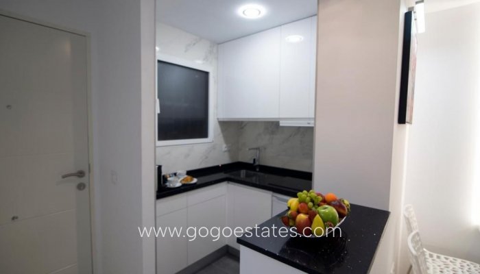 Te koop - Appartement - Appartement op de middelste verdieping - Benidorm - Benidorm Centro