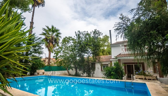 Te koop - Huis - Finca - Cortijo - Orihuela - Orihuela Centro