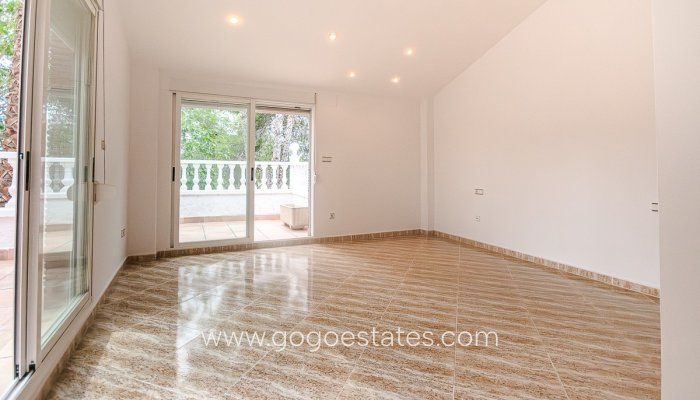 Te koop - Huis - Finca - Cortijo - Orihuela - Orihuela Centro