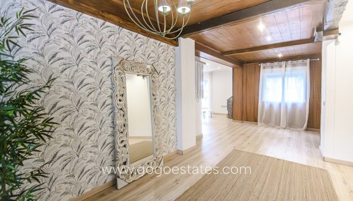 Te koop - Huis - Finca - Cortijo - Orihuela - Orihuela Centro