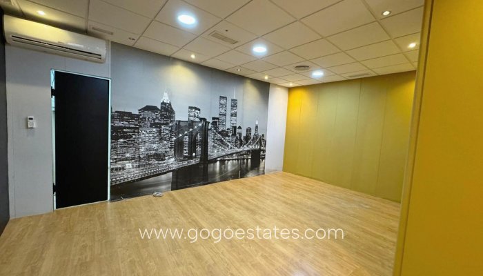 Te koop - Commercieel - Commerciële Ruimten - Guardamar del Segura - Guardamar del Segura Centro