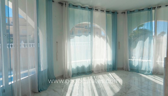 Te koop - Huis - Vrijstaande Villa - Rojales - Rojales Centro