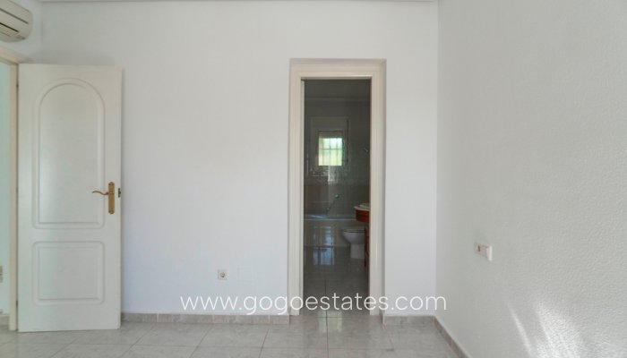 Te koop - Huis - Vrijstaande Villa - Rojales - Rojales Centro