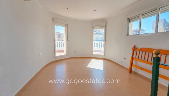 Te koop - Huis - Vrijstaande Villa - Rojales - Rojales Centro