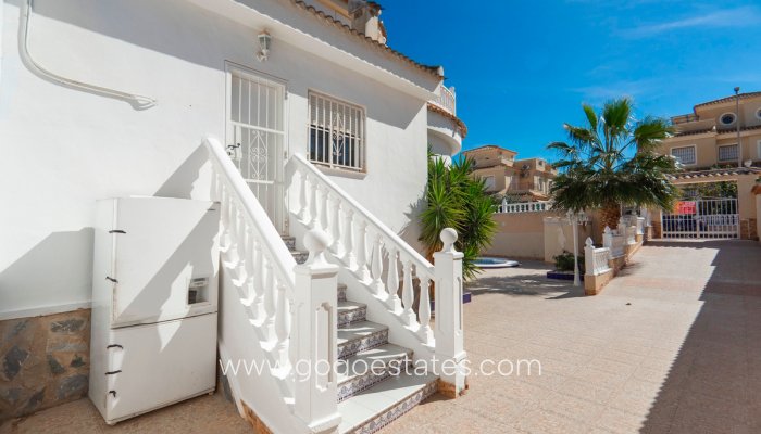 Te koop - Huis - Vrijstaande Villa - Rojales - Rojales Centro